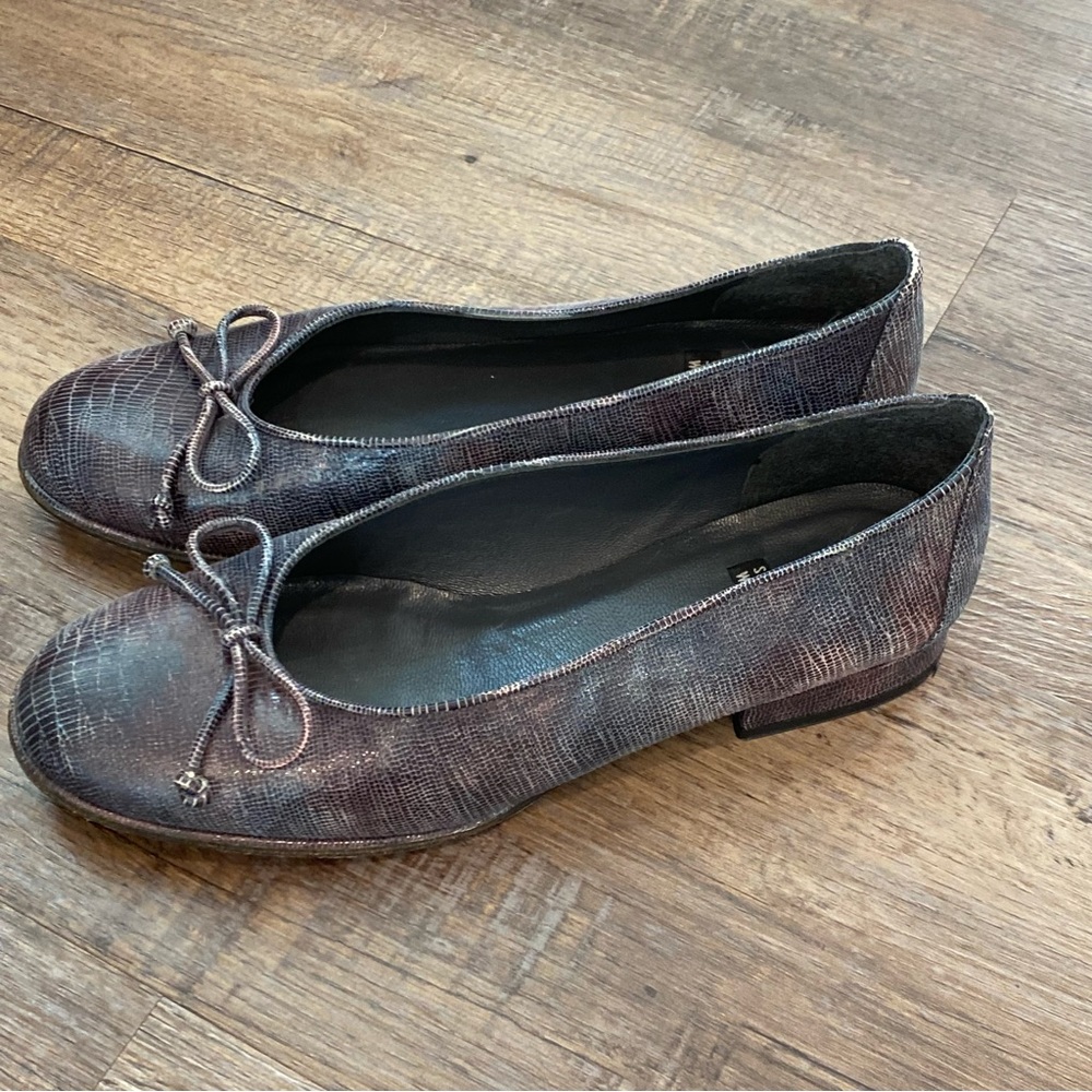 Stuart Weitzman leather ballet flats animal print